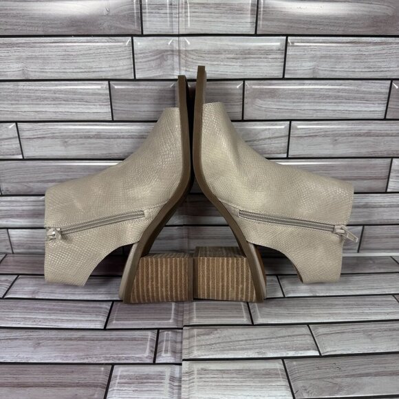 Lucky Brand Women's Tovinna Taupe Leather Block‎ Heel Sandal Shoe Size 6-NEW - Picture 6 of 6